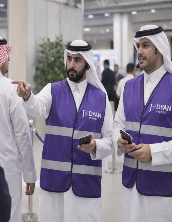 'تنظيم المعارض والمؤتمرات'